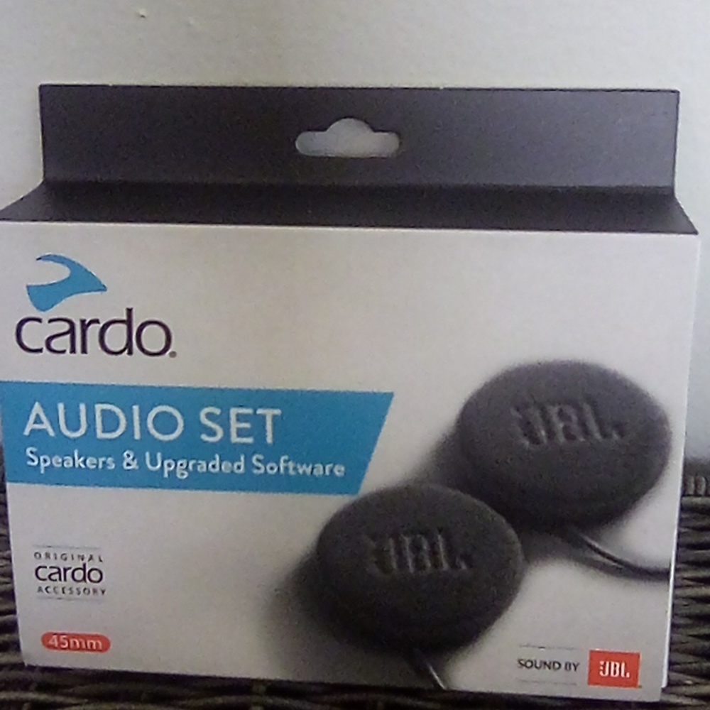 Cardio Audio Set, Speakers And Upgraded Software, Sound By JBL - Picture 4 of 4